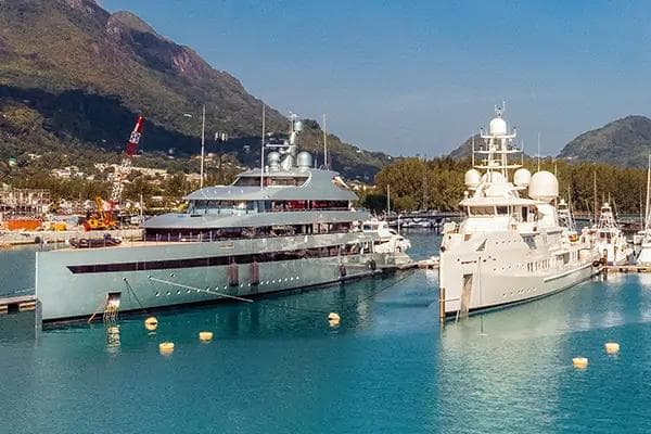 Yacht & Superyacht Services